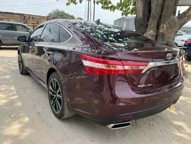 Toyota Avalon