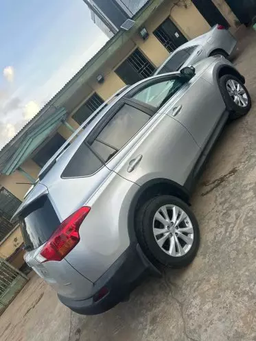 Toyota RAV 4