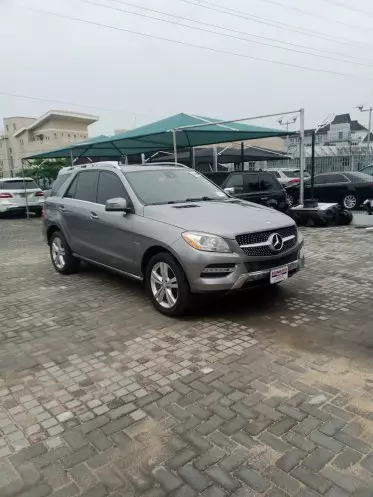Mercedes-Benz ML 350