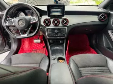 Mercedes-Benz CLA 250