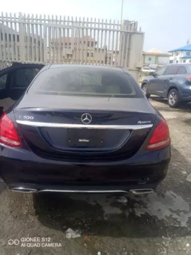 Mercedes-Benz C 300