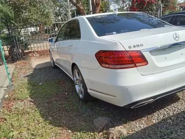 Mercedes-Benz E 350