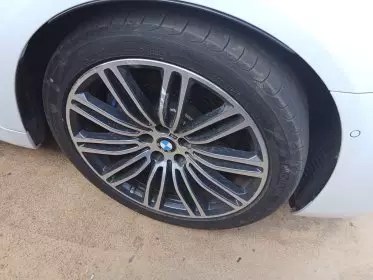 BMW 530i