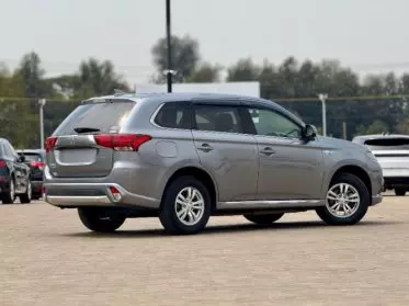 Mitsubishi Outlander hybrid