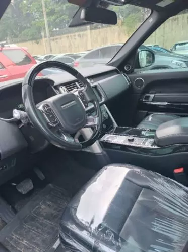 RANGE ROVER HSE LR4