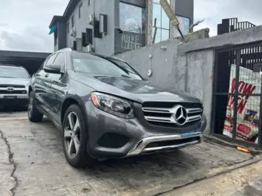 Mercedes-Benz GLC 300