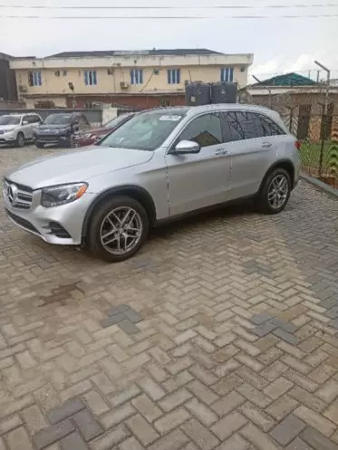 Mercedes-Benz GLC 300