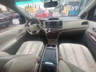 Toyota Sienna