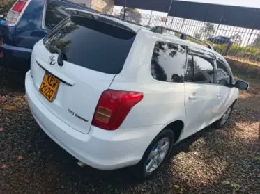 Toyota Fielder