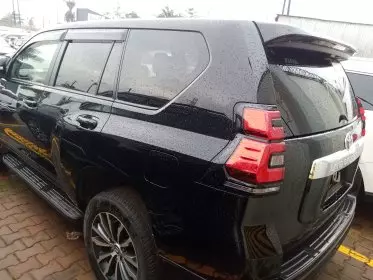 Toyota Landcruiser Prado
