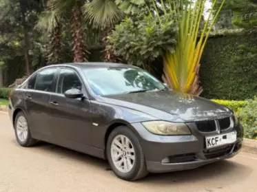 BMW 320i