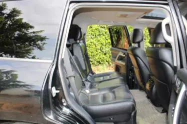Toyota Land Cruiser V8
