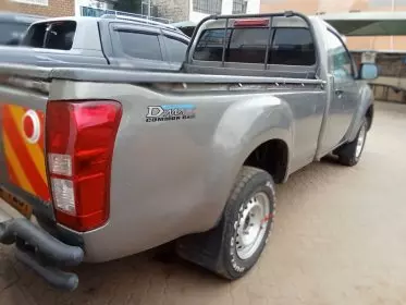 Isuzu D-Max