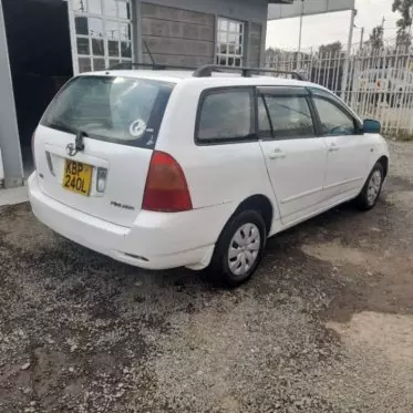 Toyota Fielder 