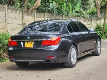 BMW 740 li