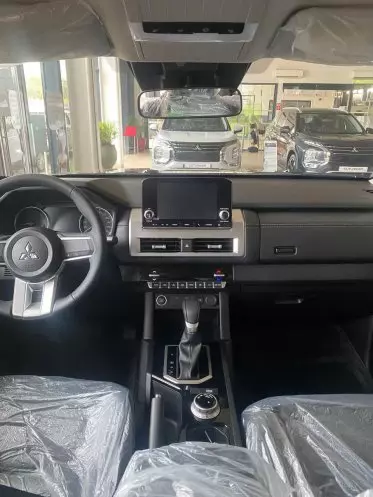 Mitsubishi L200 D/C Sportero A/T