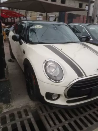 MINI Cooper Clubman