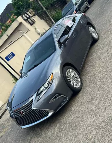 Lexus ES 350