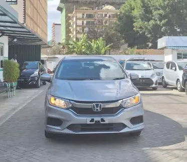 Honda Grace 