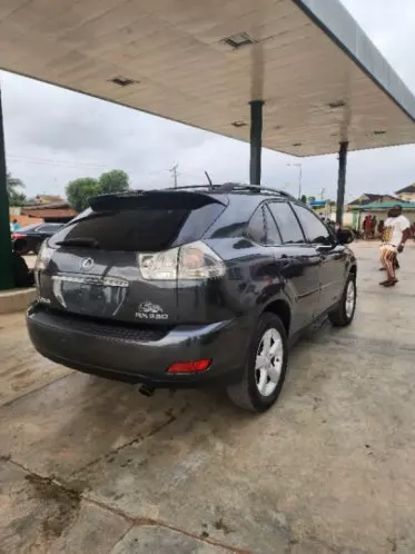 Lexus RX 330