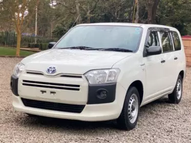 Toyota Succeed 