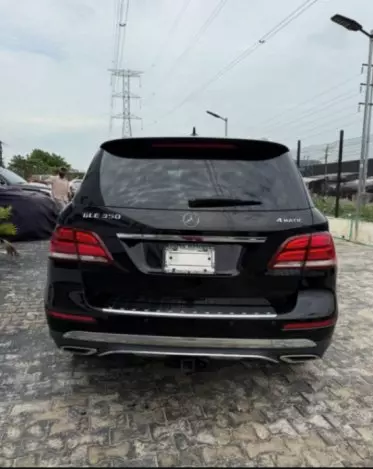 Mercedes-Benz GLE 350