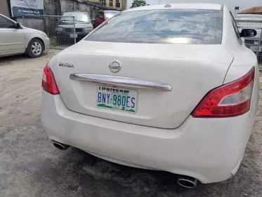 Nissan Maxima