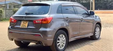 Mitsubishi RVR