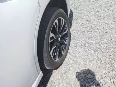 Mitsubishi Outlander hybrid 