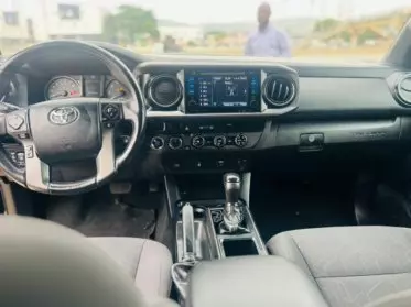 Toyota Tacoma