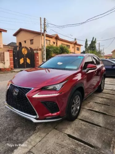 Lexus NX 200T