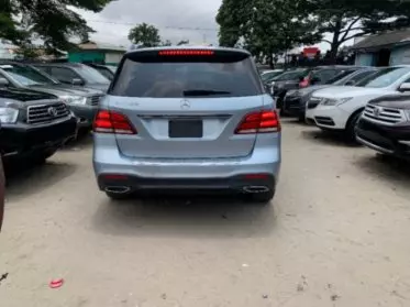 Mercedes-Benz ML 350