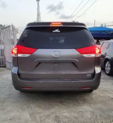 Toyota Sienna