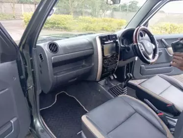 SUZUKI Jimny GL