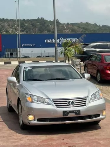 Lexus ES 300