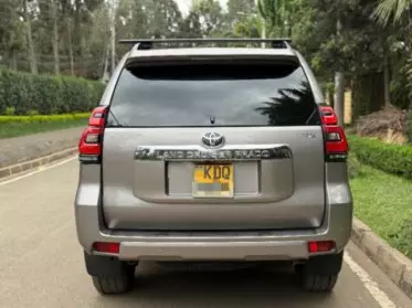 Toyota Land Cruiser