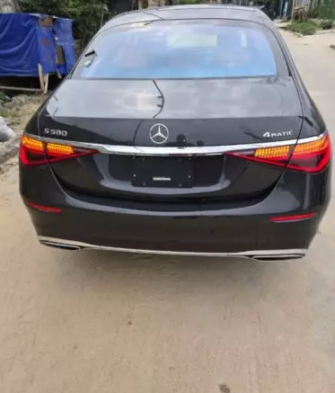 Mercedes-Benz EQS580