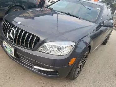 Mercedes-Benz C 300