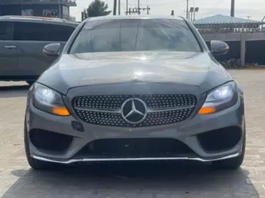 Mercedes-Benz C 300