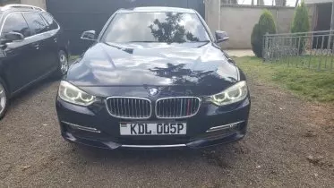 BMW 320i
