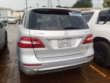 Mercedes-Benz ML 350