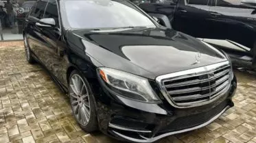 Mercedes-Benz S 550