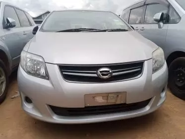 Toyota Fielder 