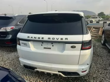 RANGE ROVER HSE LR4