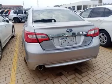 Subaru Legacy B4