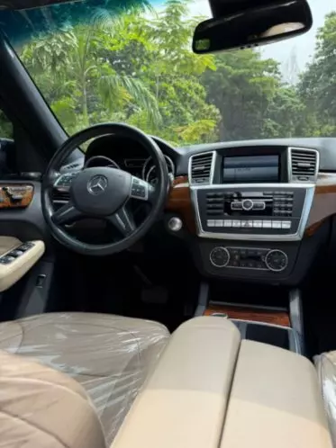 Mercedes-Benz ML 350