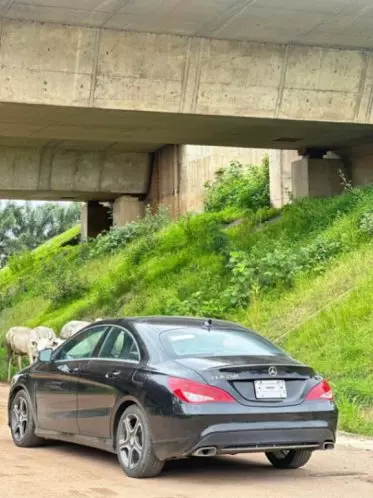 Mercedes-Benz CLA 250