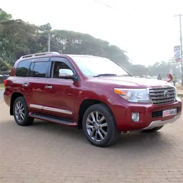 Toyota Land Cruiser