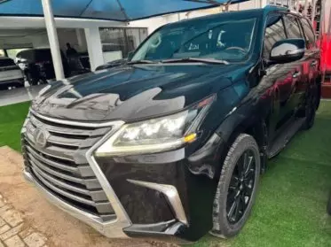 Lexus LX 570