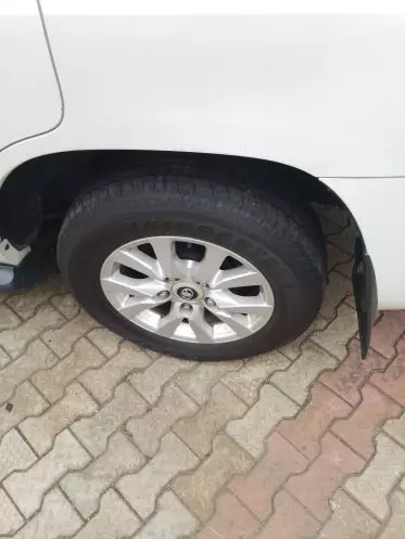 Toyota Land Cruiser V8